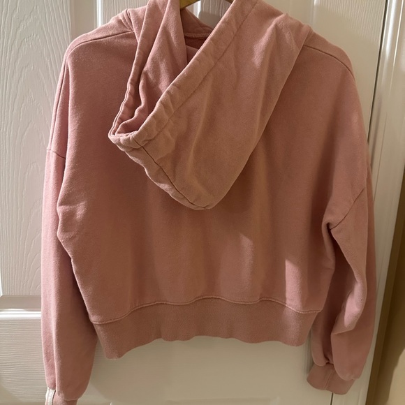 Pink cropped hoodie - Picture 2 of 3